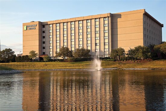 Embassy Suites by Hilton Chicago Schaumburg Woodfield