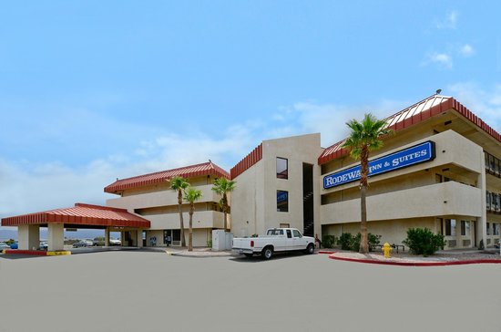 Rodeway Inn & Suites