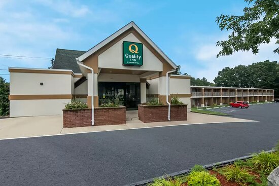Quality inn Westfield
