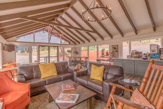 Discovery Lodge