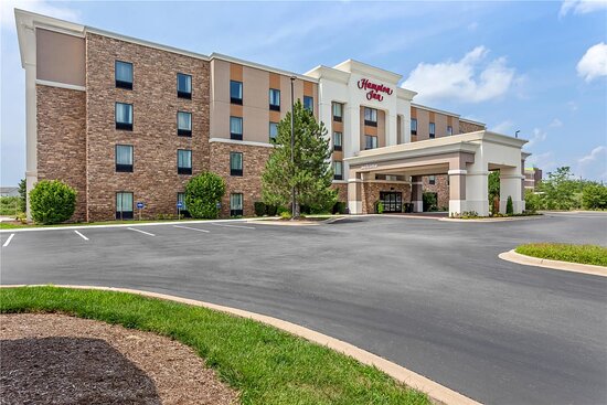 Hampton Inn - DeKalb (Near the University)