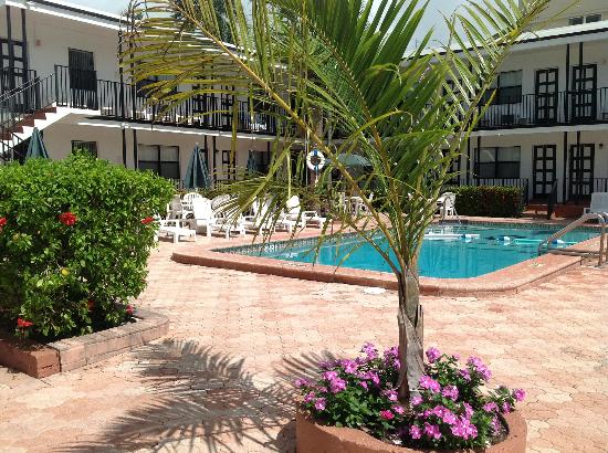 Napoli Belmar Resort
