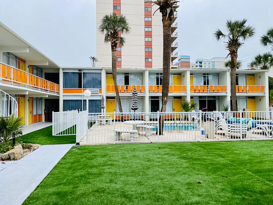 Holiday Shores