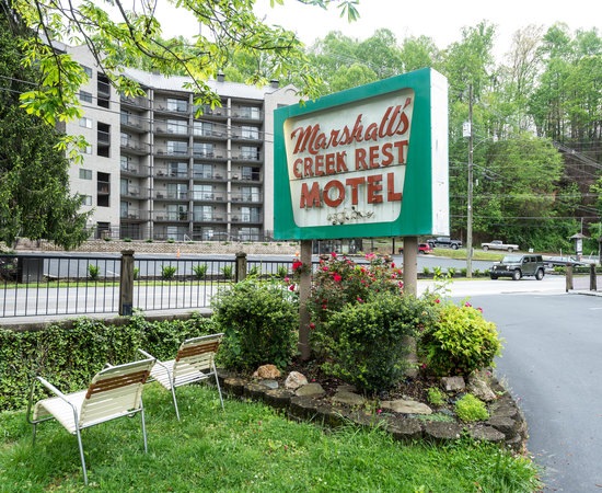Marshall's Creek Rest Motel