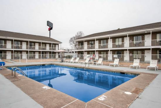 Rodeway Inn Jackson