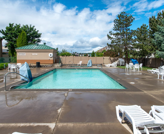 Sleep Inn Bend Crossroads Plaza