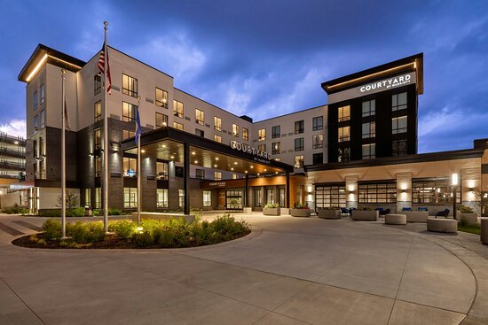 Courtyard by Marriott St. Paul Downtown
