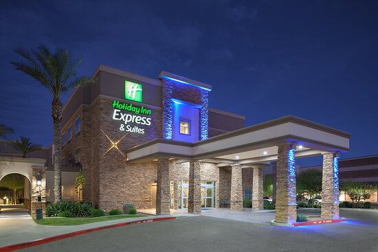 Holiday Inn Express & Suites Phoenix East - Gilbert by IHG