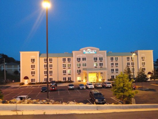 Baymont by Wyndham Hot Springs On the Lake