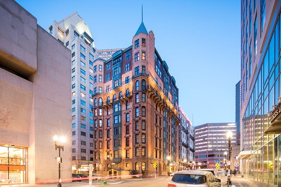 Courtyard by Marriott Boston Copley Square
