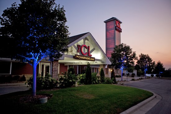 Champagne Lodge and Luxury Suites