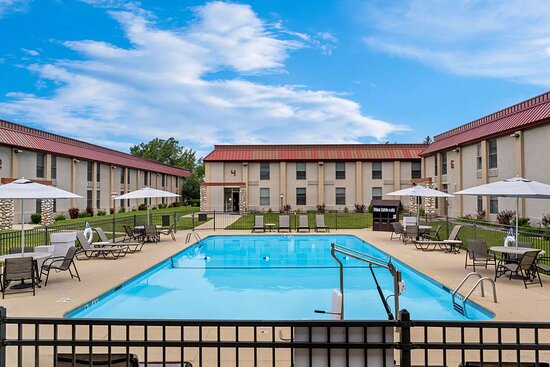 Comfort Inn at Buffalo Bill Village Resort