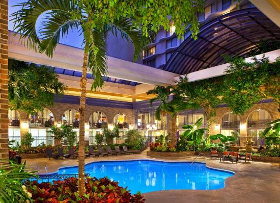 Courtland Grand Hotel