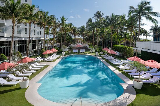 Cadillac Hotel & Beach Club