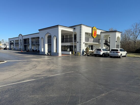 Super 8 by Wyndham Knoxville West/Farragut