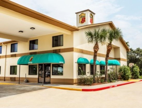 Super 8 By Wyndham League City - Kemah Area