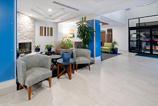 Holiday Inn Express & Suites Atascadero By IHG
