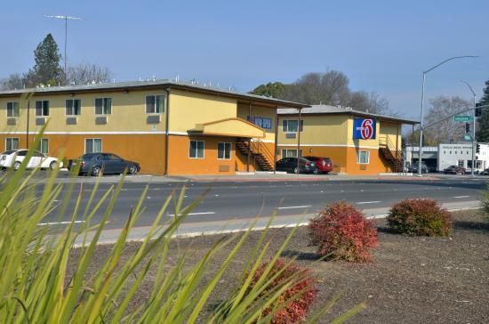 Motel 6 Modesto Downtown