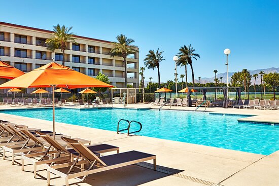 Doubletree By Hilton Hotel Golf Resort Palm Springs