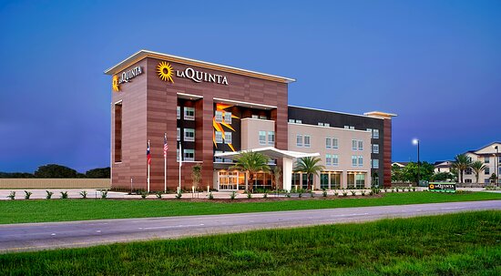 La Quinta Inn & Suites by Wyndham Texas City I-45