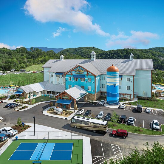 Camp Margaritaville RV Resort & Lodge Pigeon Forge
