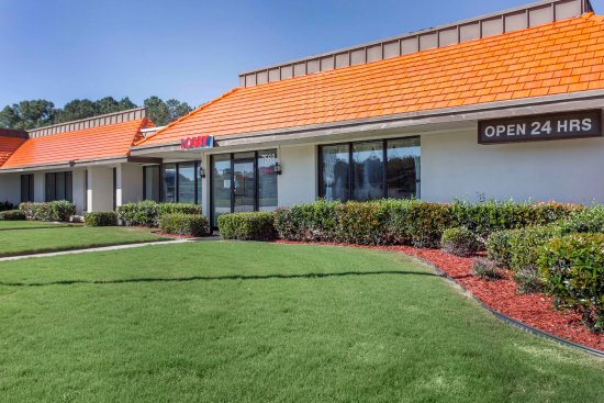 Super 8 by Wyndham Battleboro/Rocky Mount