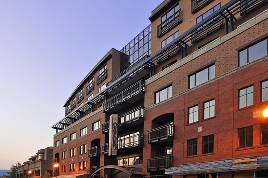 Oxford Hotel Bend