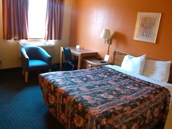 Sunset Inn & Suites