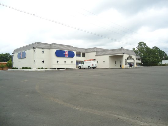 Motel 6 Durham