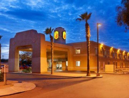 Super 8 by Wyndham Casa Grande
