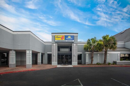 Days Inn By Wyndham Mobile I-65