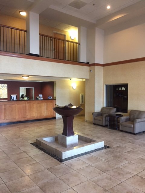 Windsor Inn & Suites