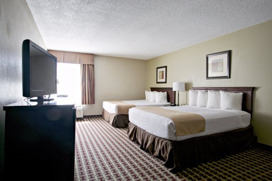 Days Inn & Suites by Wyndham Johnson City