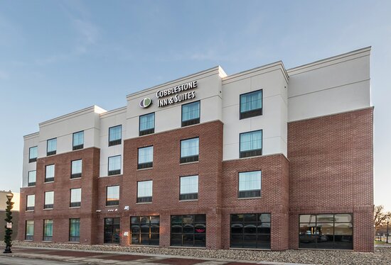 Cobblestone Inn & Suites - Waverly, IA