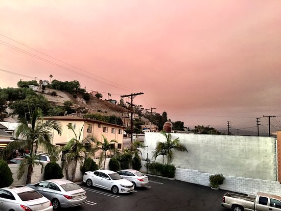 Starlight Inn, Valley Blvd - Downtown LA