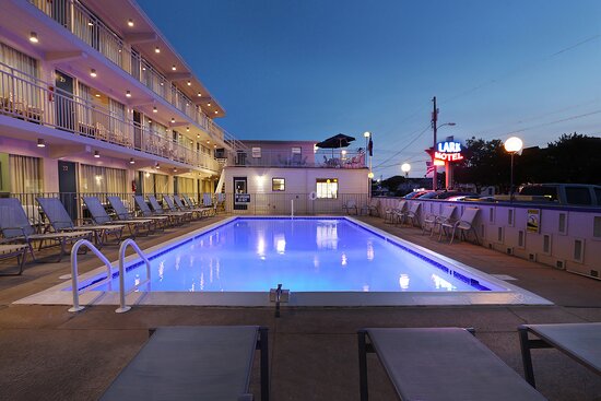 Lark Motel