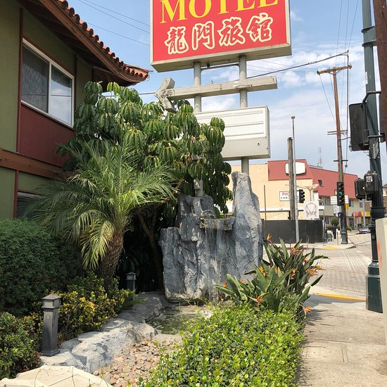 Royal Pagoda Motel