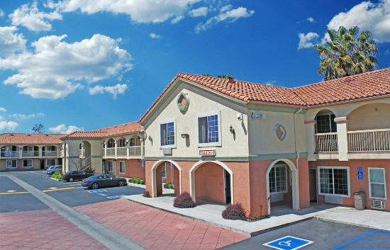 Crystal Inn Suites & Spas LAX Airport