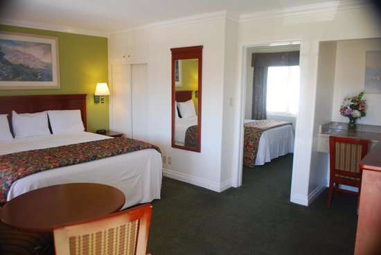 Redondo Inn And Suites