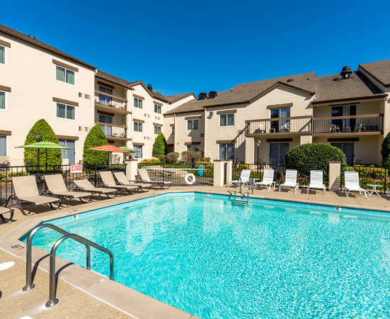 Club-Hotel Nashville Inn & Suites