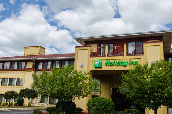 Holiday Inn Pewaukee-milwaukee West By IHG