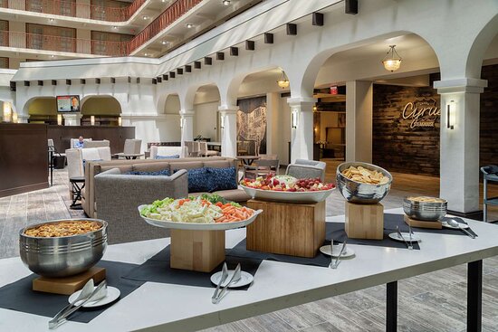 Embassy Suites by Hilton Tulsa I-44
