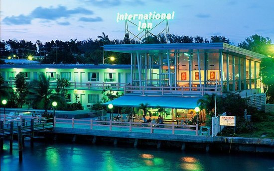International Inn on the Bay