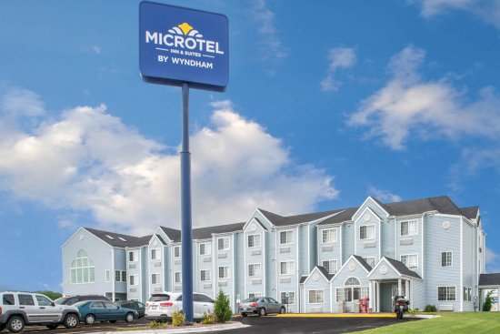 Microtel Inn & Suites by Wyndham Lincoln