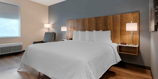 Extended Stay America Premier Suites - Fort Myers - Airport