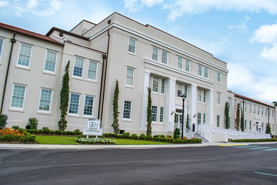 Centennial Plaza Resort