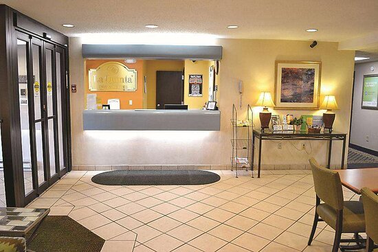 Days Inn by Wyndham Pleasant Prairie Kenosha