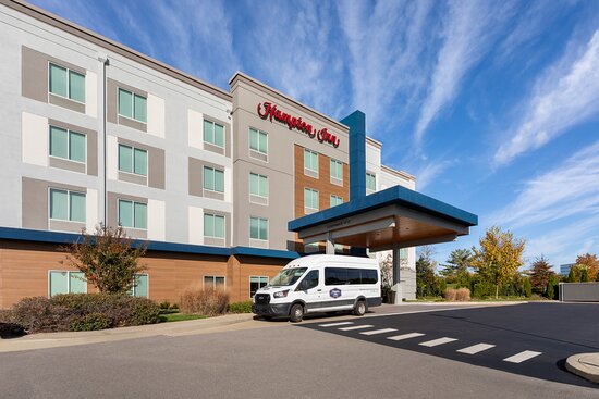 Hampton Inn by Hilton Nashville Airport Century Place