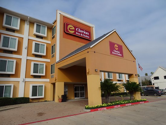 Clarion Inn & Suites West Chase