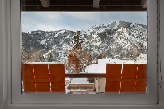 Tamarack Lodge & Resort